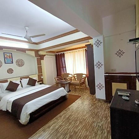 Kalpataru Hometel Mumbai Exterior foto