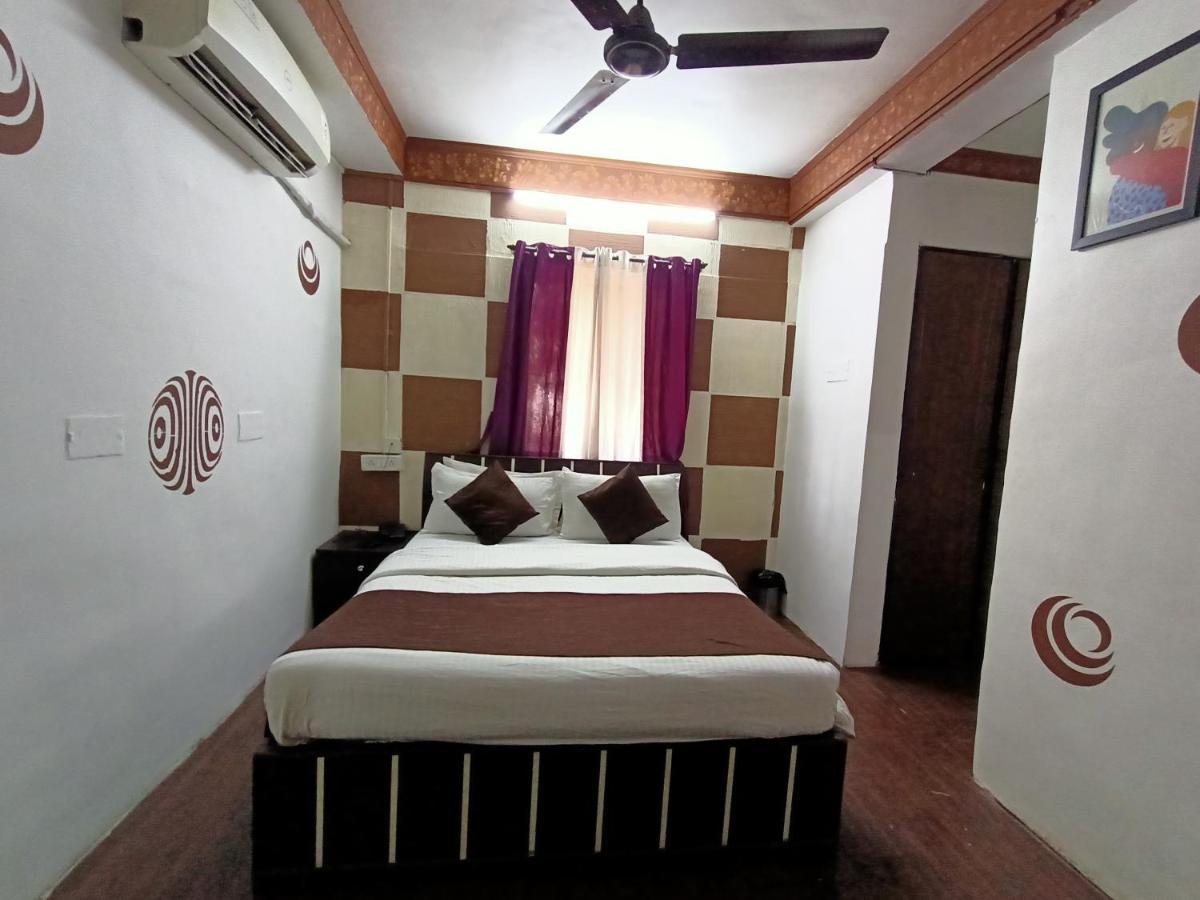 Kalpataru Hometel Mumbai Exterior foto